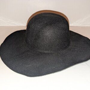 Black Wide Brim Felt Hat